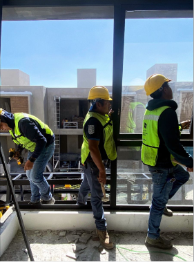 Cobalto Inicio Expertos en Puertas y Ventanas PVC 1